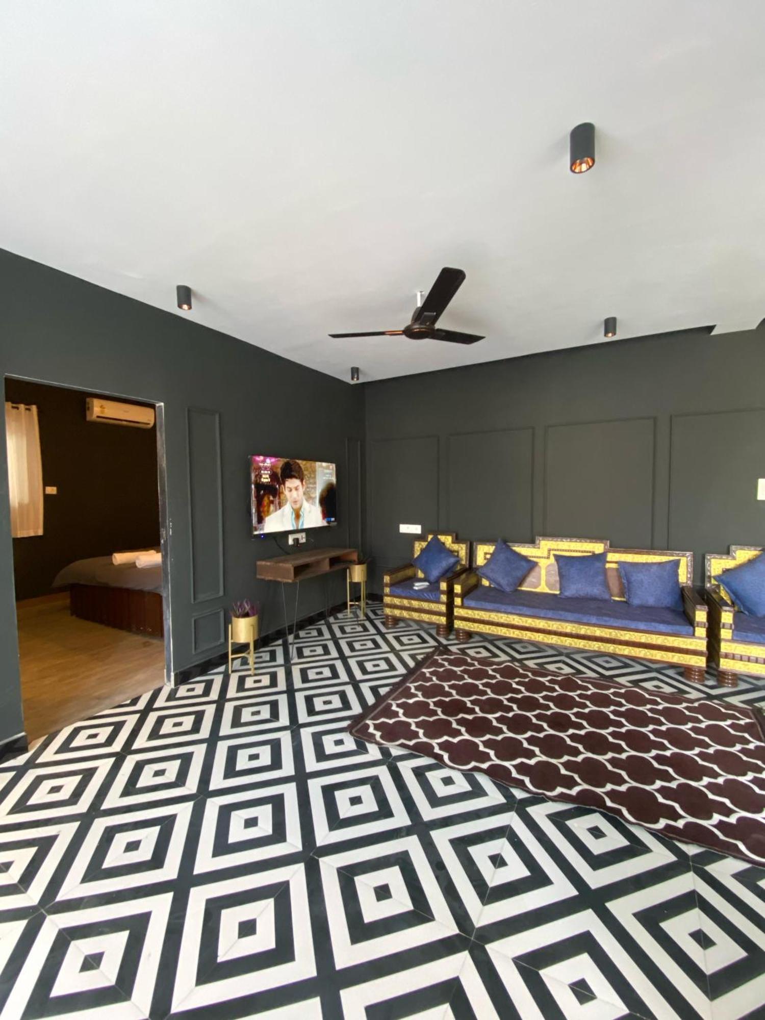 Makaan At Lonavla - 4Bhk Private Pool Villa In Lonavla Εξωτερικό φωτογραφία